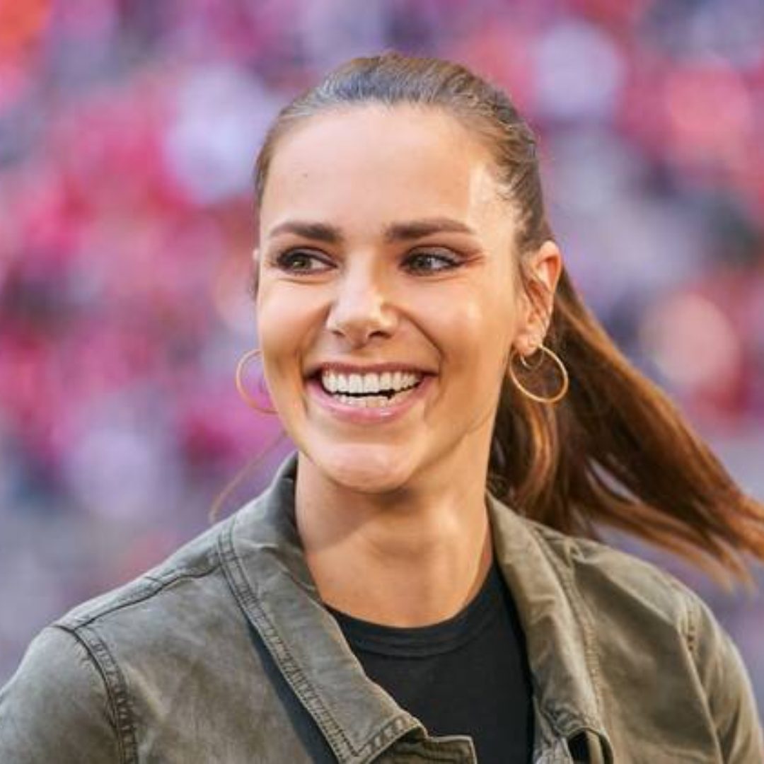 ARD-Moderatorin Esther Sedlaczek ist zum dritten Mal Mutter geworden ...